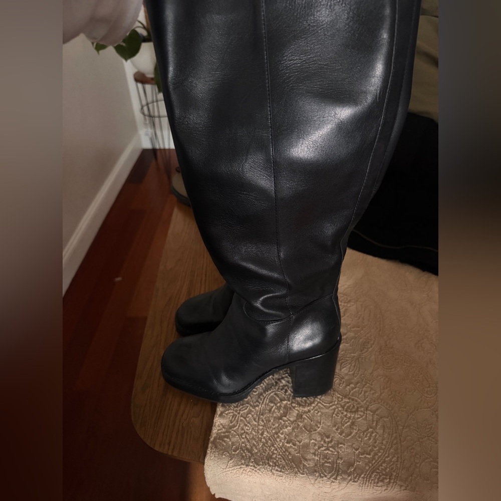 Classic Black Leather Knee-High Women's Boots
